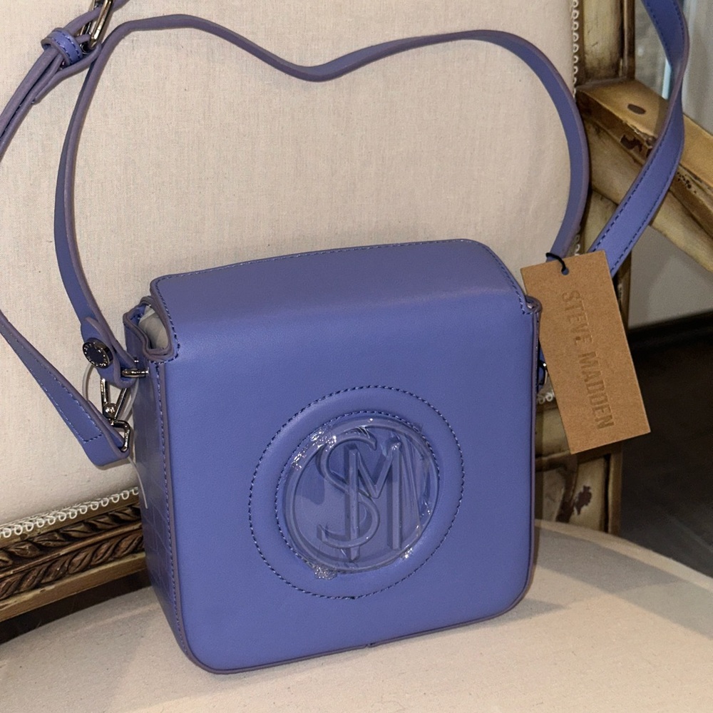 NWT STEVE MADDEN Purple Box Crossbody Bag With SM Logo in a Circle on Front